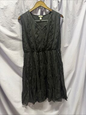 Haani Black Lace Tiered V-Neck Mini Dress